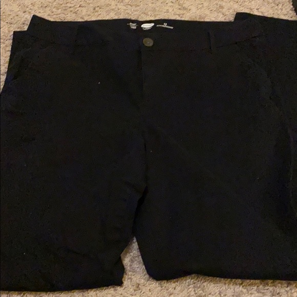 old navy khakis - Picture 2 of 3